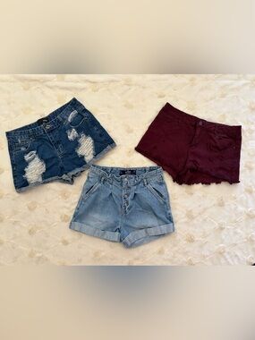LOT! Hollister High-Waist Light Blue Denim Shorts, Distressed Denim, Burgundy